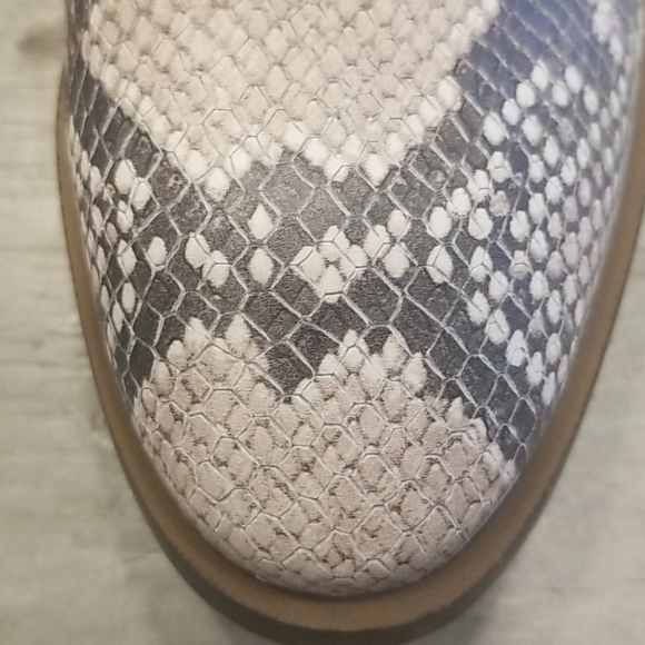 💕LUCKY BRAND💕 Jaime Snake Ankle Boots 8.5 NEW - Picture 9 of 15